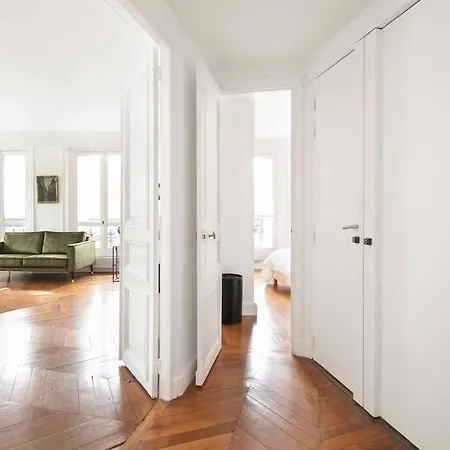 Magnificent In Near Champs Elysees-8 Ppl Apartment