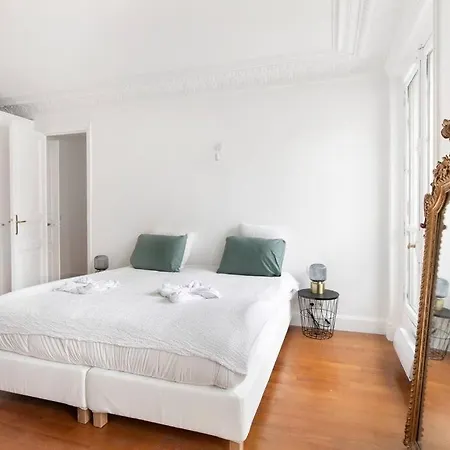 Magnificent In Near Champs Elysees-8 Ppl Apartment *